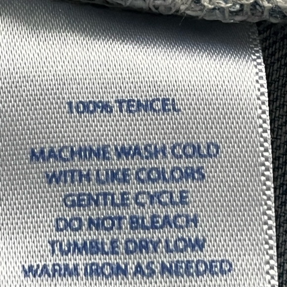 Southern Tide 100% Tencel Holly Embroidered Chambray Light Indigo Dress Size XS - Picture 14 of 16